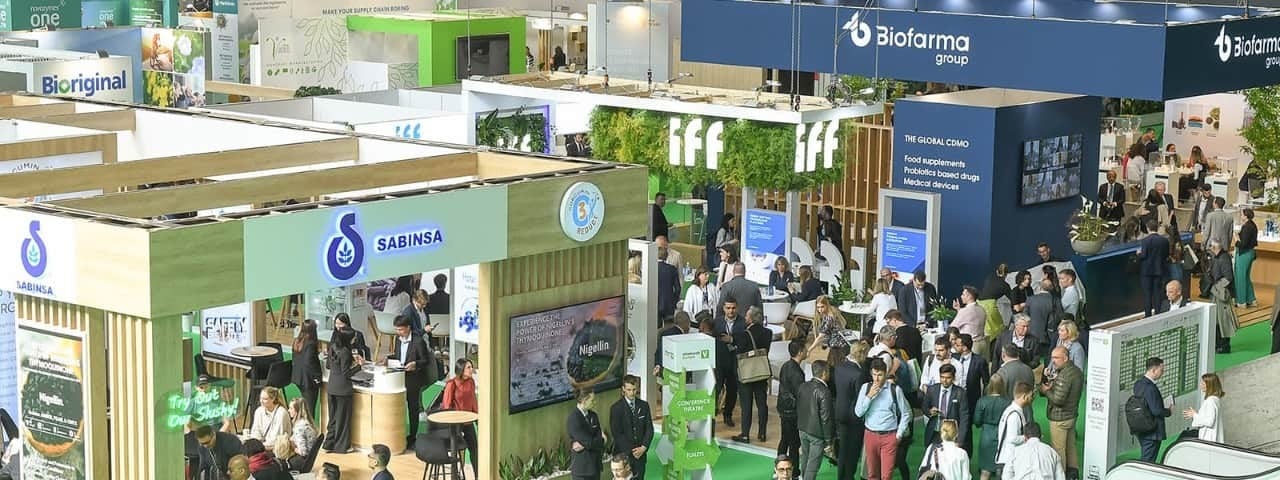 hallway with visitors at Vitafood